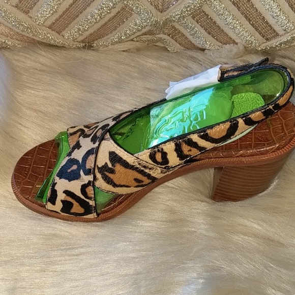 New Sam Edelman Ivy Leopard Slingback Sandals Sz 6 - Picture 2 of 4